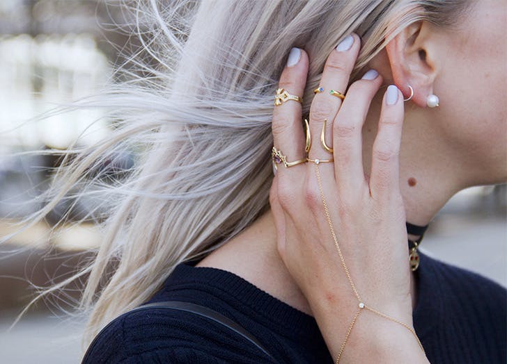 4 простых способа сделать черный образ более интересным